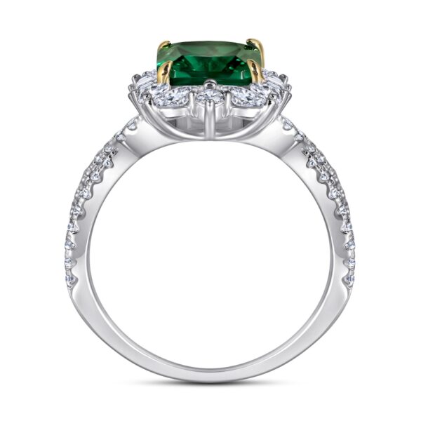 Princess-shaped Engagement Ring - Image 6